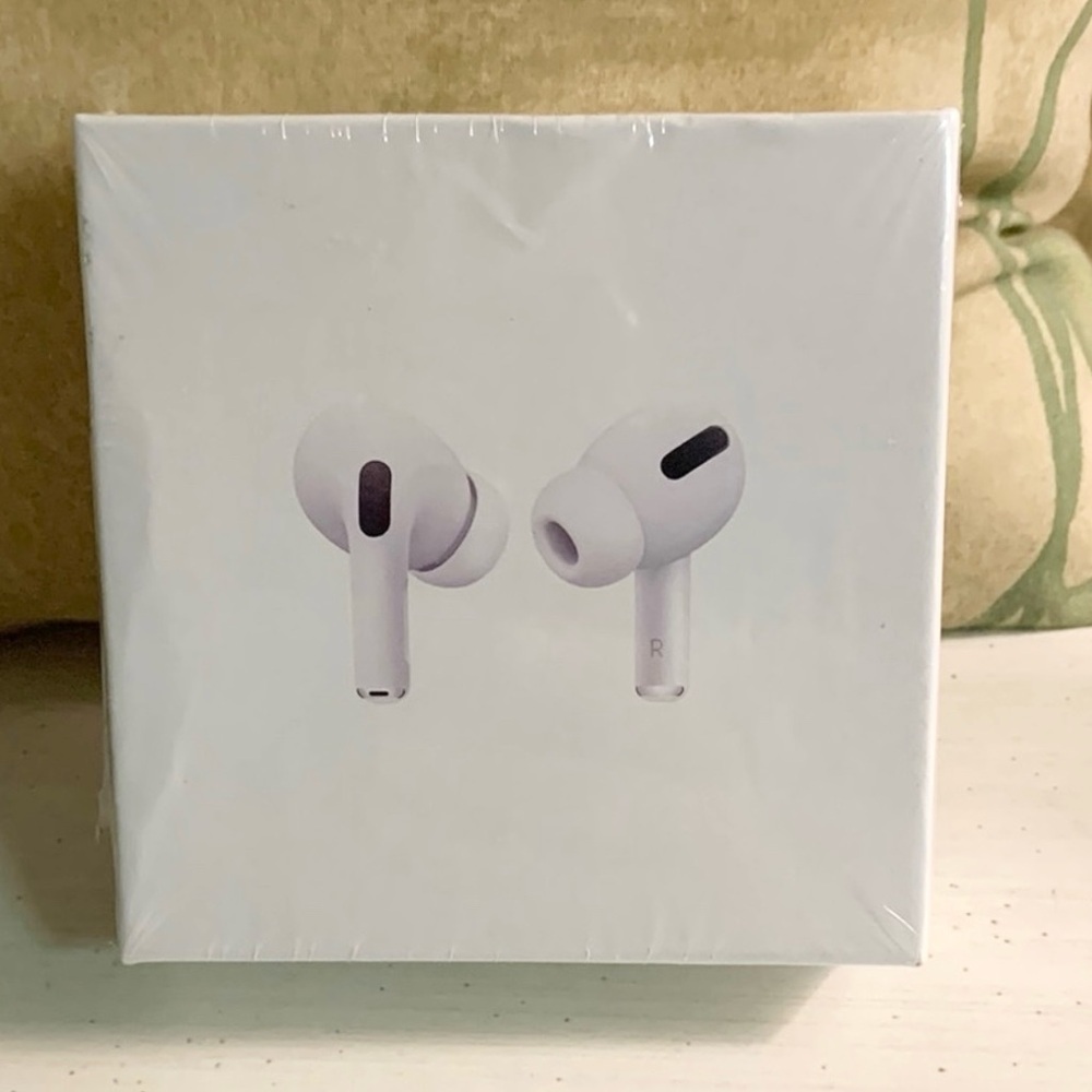 Wireless Earbuds with Charging Case in White